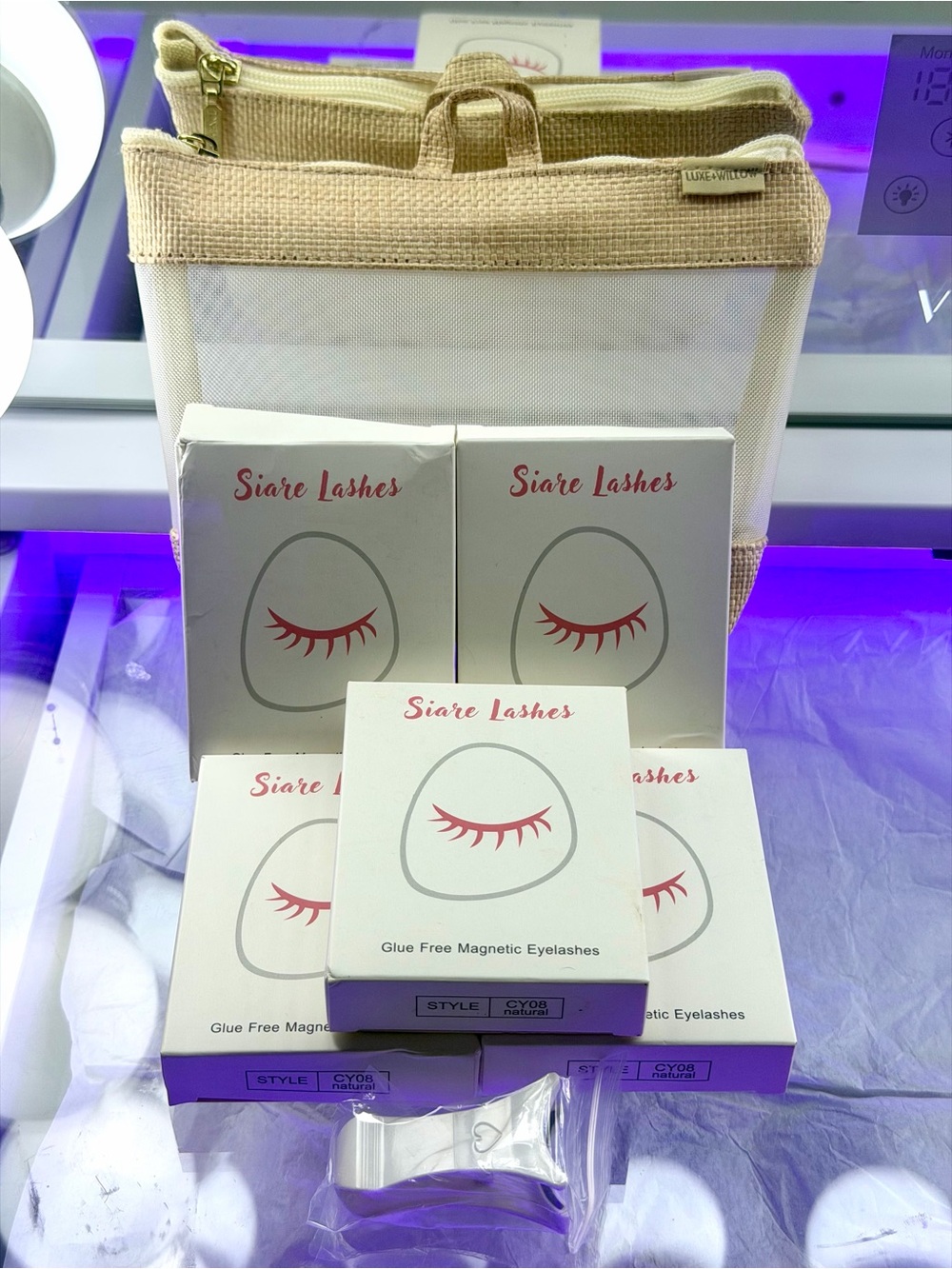 Magnetic Eyelashes Set – Cream Organizer Bag Included